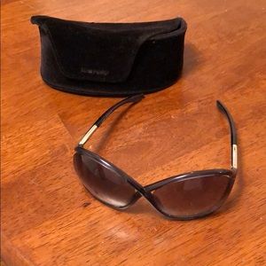 AUTHENTIC: Tom ford sunglasses